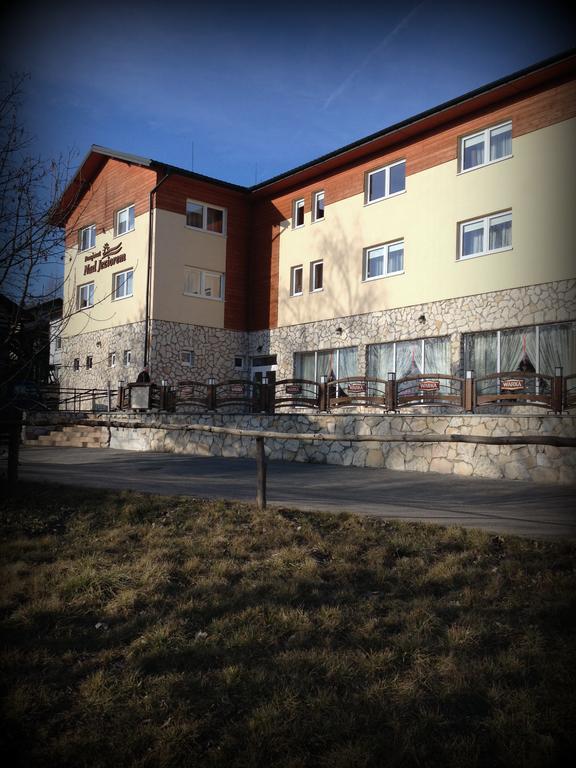Pensjonat Nad Jeziorem Powidz (Slupca) Exterior foto